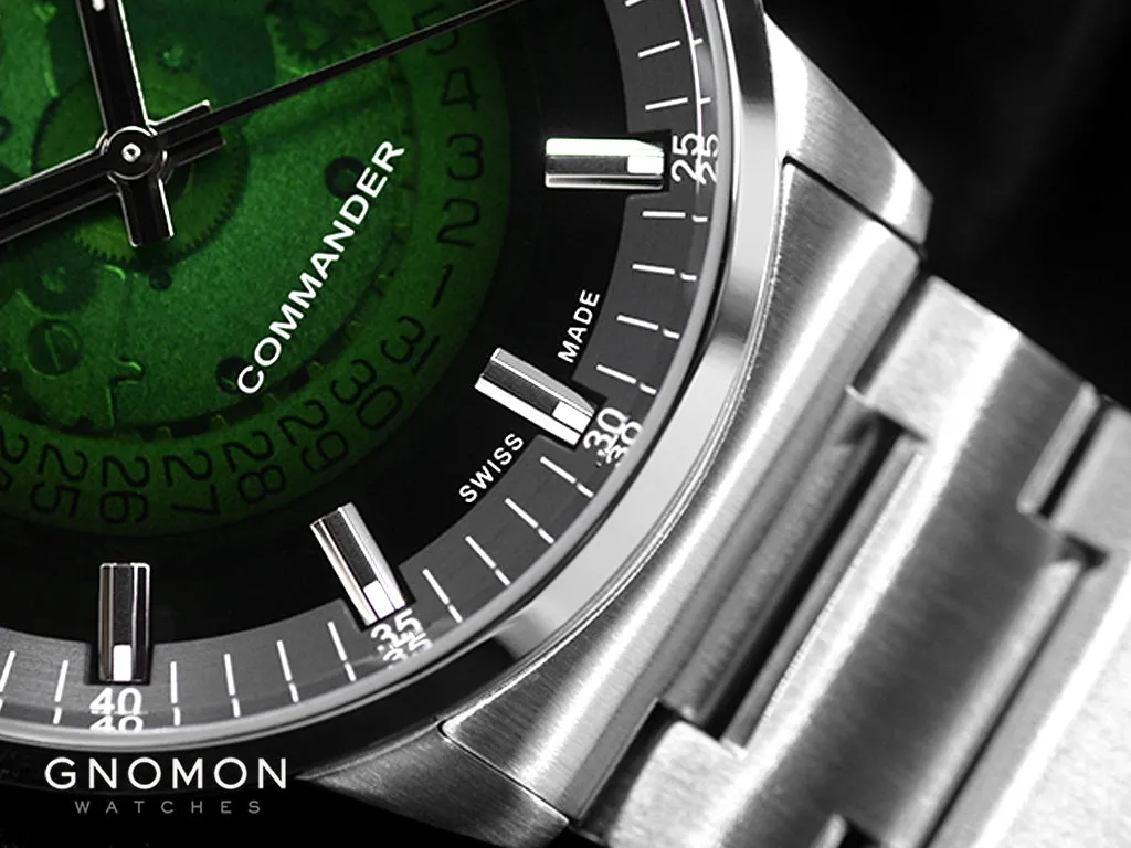 Commander Gradient Green Ref. M021.407.11.411.03