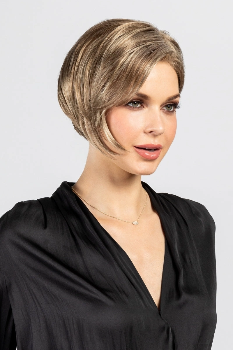 Envy Wigs - Kari