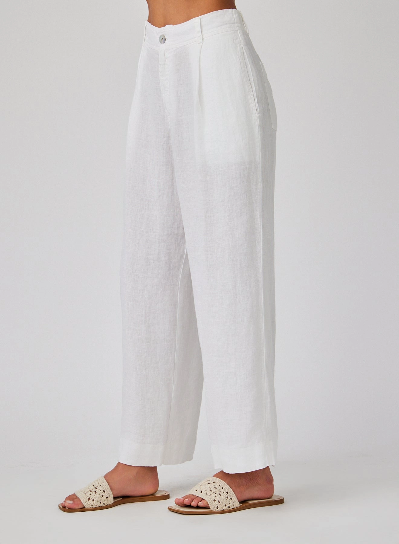 Linen Pleated Wide Leg Ankle Pant - White