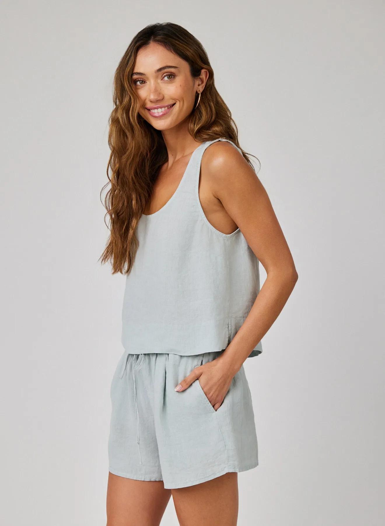 Linen Scoop Neck Tank - Muted Sage