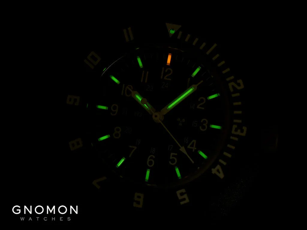 Pilot’s Navigator Sage Green Sterile Dial Ref. WW194001SG-0802