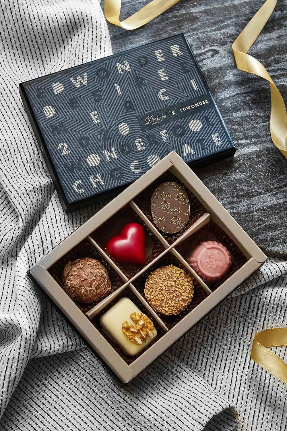 Wonderfool Chocolate EdWonder X Désirée [Pink Navy Set]