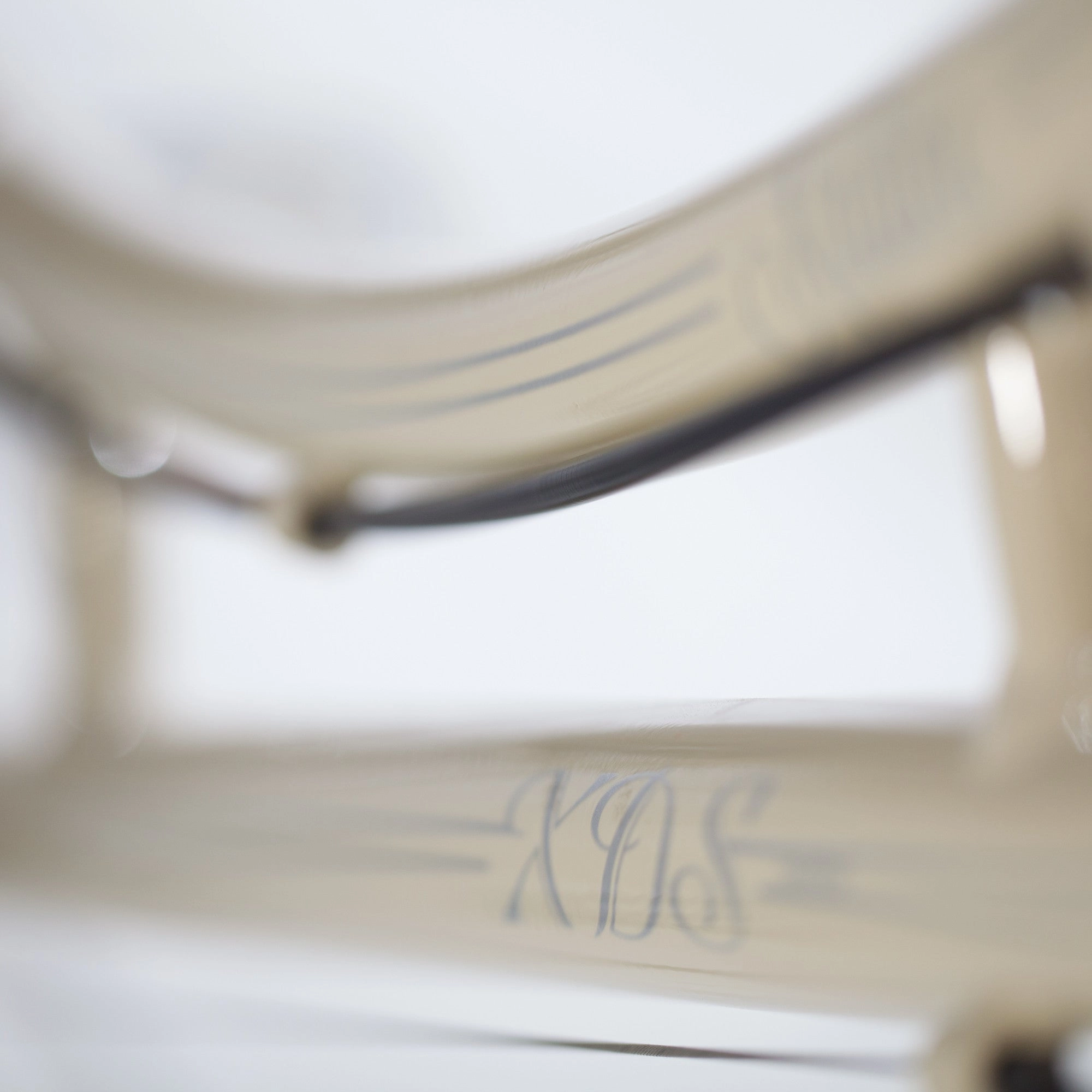 XDS Nadine 7sp Women's Step-Through City Bike //  Dark Vanilla